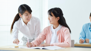 Một ví dụ về cách giáo viên We Study phản hồi bài tập chi tiết cho học viên qua hệ thống online.